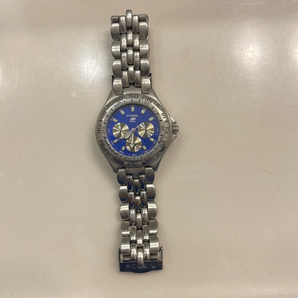 Fossil watch